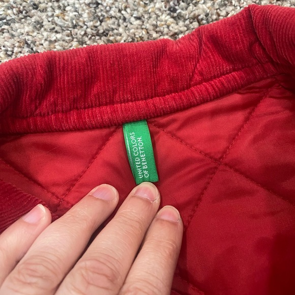 United Colors Of Benetton Red Quilted Kids Puffer Jacket corduroy details sz 7/8 - Picture 10 of 13